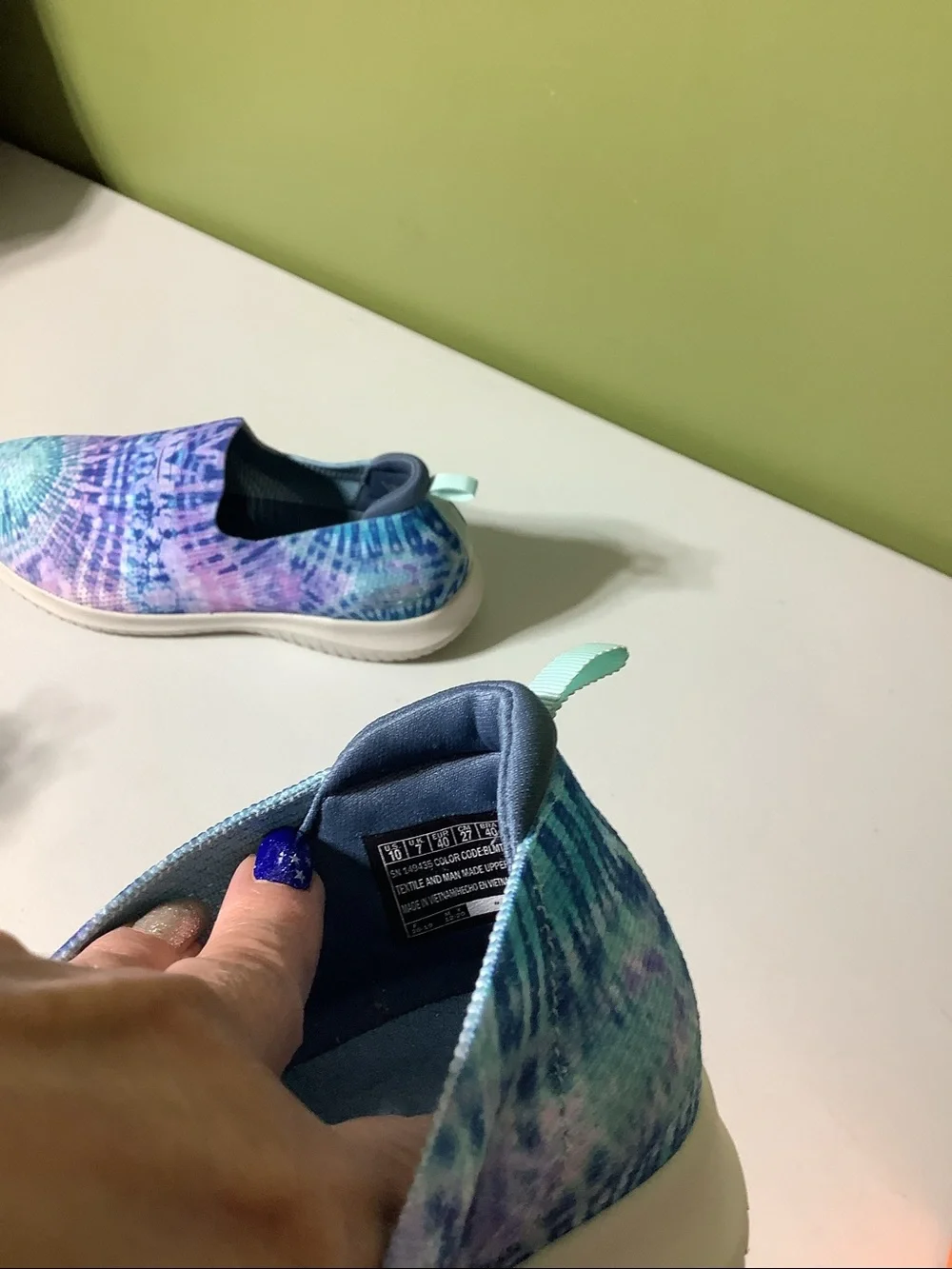 Skechers tie dyed air-cooled memory foam slip ons, size 10